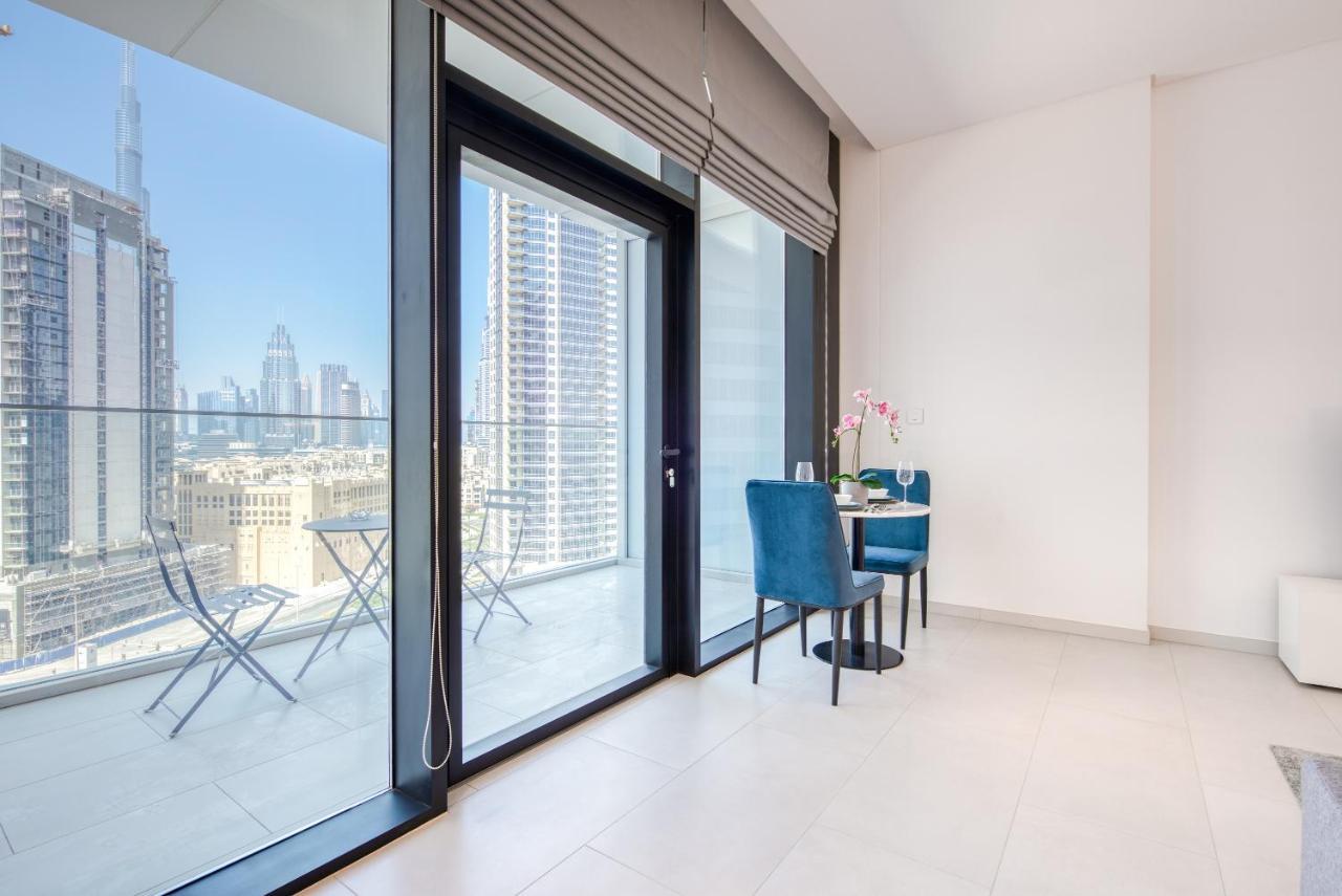 Maison Privee - Luxury, Spacious, Modern Near Burj Khalifa And Dubai Canal エクステリア 写真