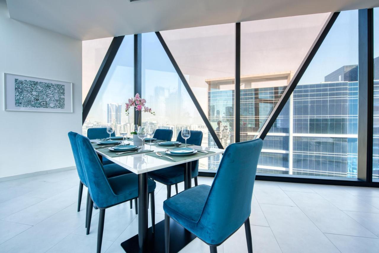 Maison Privee - Luxury, Spacious, Modern Near Burj Khalifa And Dubai Canal エクステリア 写真
