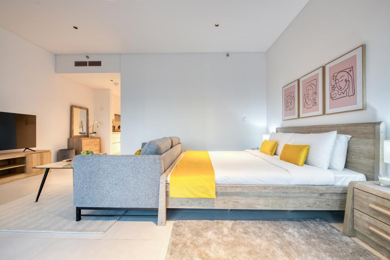 Maison Privee - Luxury, Spacious, Modern Near Burj Khalifa And Dubai Canal エクステリア 写真